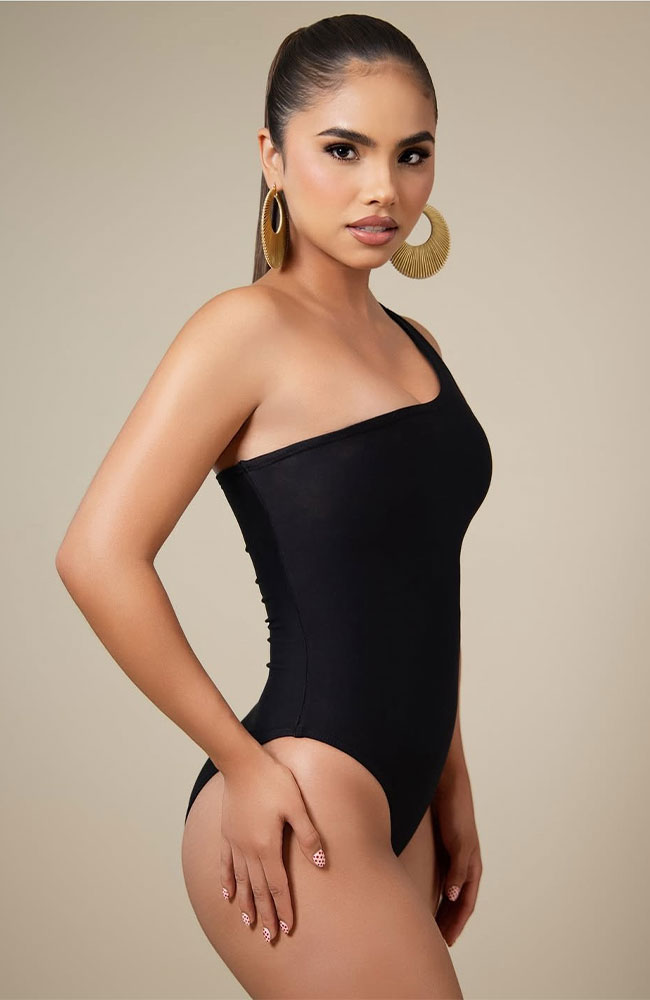 Miss-Intercontinental-Mexico-2025-Carolina-Ruelas-photo-03